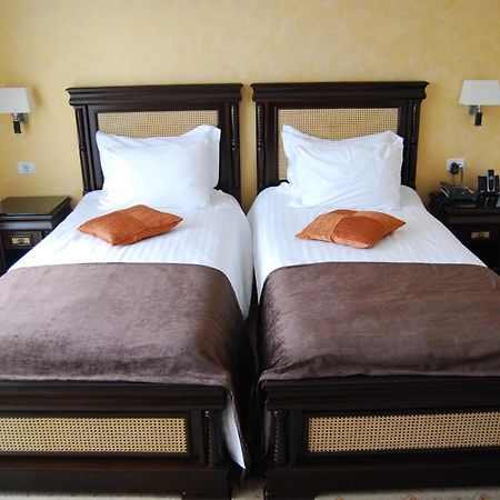 Hotel Zodiac Констанца Экстерьер фото